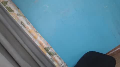 Snapshot of uncut_queen chatting on October 9, 2025, 1:58 am LOVELY JANE online show from October 9, 2025, 1:58 am