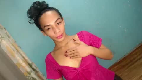 Snapshot of uncut_queen chatting on October 26, 2025, 3:45 am LOVELY JANE online show from October 26, 2025, 3:45 am