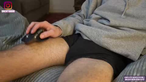 Snapshot of uncutgerman420 chatting on November 8, 2025, 11:36 pm Mister Uncut online show from November 8, 2025, 11:36 pm