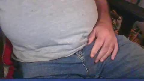 uncutmike7x5 online show from November 17, 2025, 8:47 pm