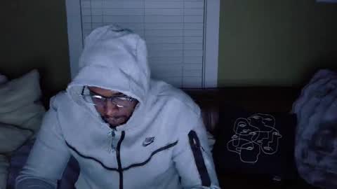 undecidedflame online show from February 5, 2026, 10:09 am