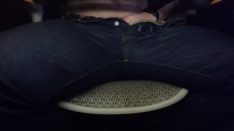 Snapshot of under_the_desk40 chatting on February 11, 2026, 3:06 pm Under the desk online show from February 11, 2026, 3:06 pm