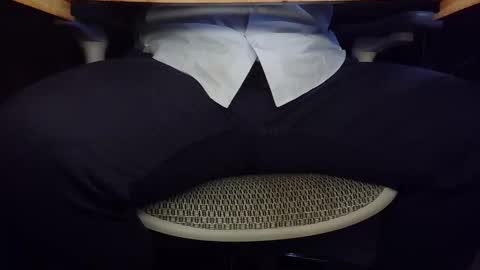 Snapshot of under_the_desk40 chatting on February 17, 2026, 10:49 pm Under the desk online show from February 17, 2026, 10:49 pm