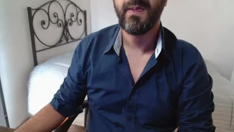 Giov online show from May 17, 2026, 9:17 am