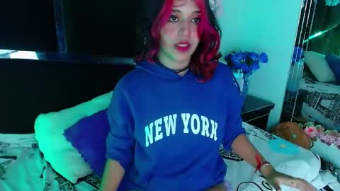 Snapshot of underbaby_ chatting on February 25, 2025, 7:58 pm UnderBaby online show from February 25, 2025, 7:58 pm