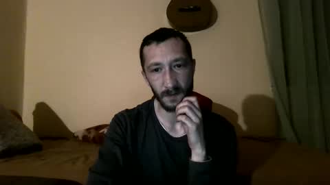 Snapshot of underguy19 chatting on February 21, 2026, 9:49 pm underguy19 online show from February 21, 2026, 9:49 pm