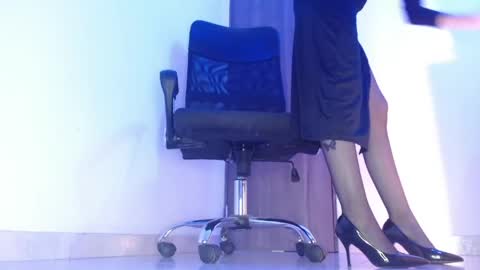 Snapshot of underlana____ chatting on April 29, 2026, 11:11 pm online show from April 29, 2026, 11:11 pm