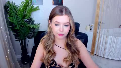 Alice online show from February 15, 2025, 2:44 pm