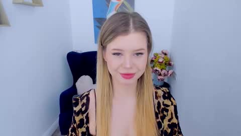 Snapshot of unforgettablalice chatting on March 14, 2026, 4:40 am Alice online show from March 14, 2026, 4:40 am