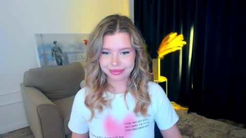 Snapshot of unforgettablalice chatting on June 22, 2026, 3:36 am Alice online show from June 22, 2026, 3:36 am