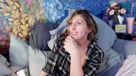 Snapshot of unforgettable138 chatting on April 26, 2026, 8:50 pm Unforgettable138- Thankful to be Thankful Thanksgiving Broadcast Tonight xo online show from April 26, 2026, 8:50 pm