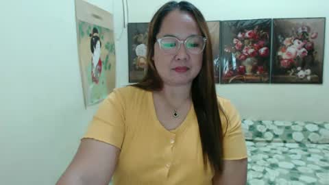 Roxanne online show from March 3, 2025, 2:15 pm
