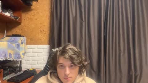 Snapshot of unholy_heat chatting on October 27, 2025, 10:47 pm Anri online show from October 27, 2025, 10:47 pm