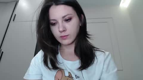 uninvited_raccoon online show from October 11, 2025, 12:10 am