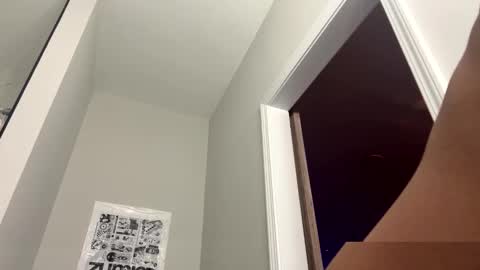 uniqecho online show from October 19, 2025, 6:25 am