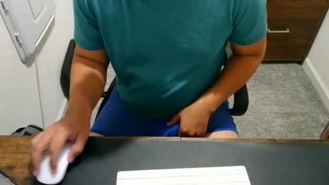 UnkDadbod online show from October 27, 2025, 4:33 pm