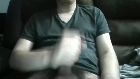 unnown_n online show from November 10, 2025, 7:29 am