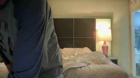 Stepbro online show from November 19, 2025, 10:04 am