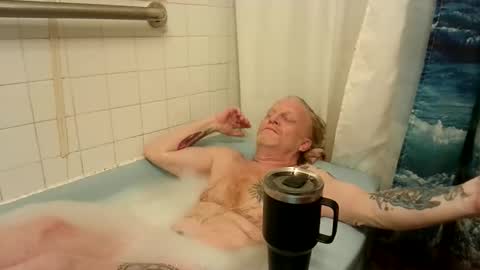 Snapshot of unwanted_boner chatting on April 5, 2026, 10:23 am unwanted_boner online show from April 5, 2026, 10:23 am