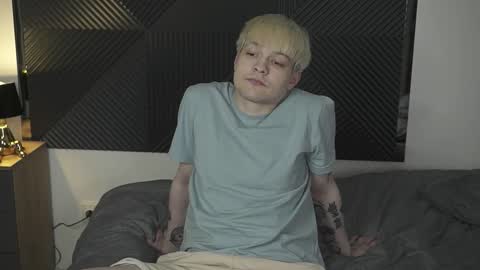 ur_alter_ego online show from February 12, 2026, 1:00 am