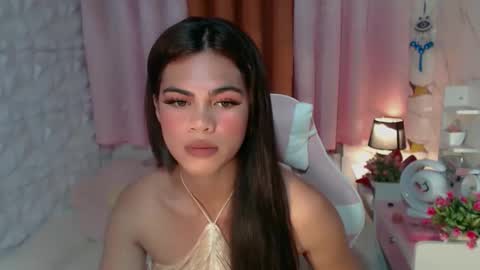 Snapshot of ur_dollxxx chatting on October 5, 2025, 11:13 pm ur_dollxxx online show from October 5, 2025, 11:13 pm