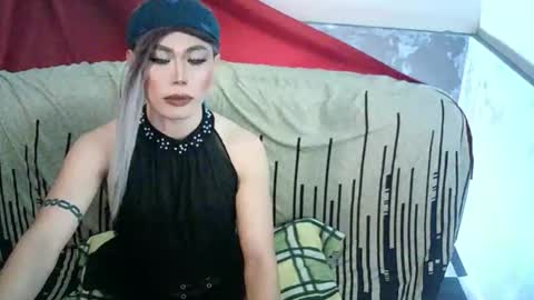 MISS ANNA online show from April 29, 2026, 3:32 am