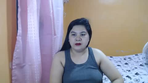 ur_hotsexymaria online show from March 26, 2026, 4:23 pm