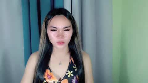 QUEENSY online show from January 23, 2025, 5:10 pm