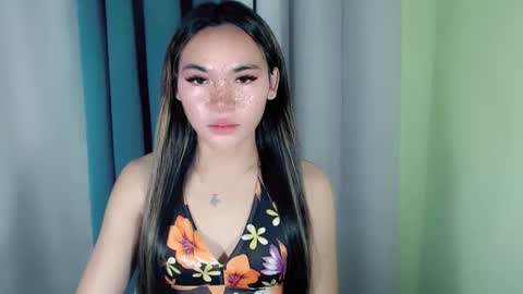 QUEENSY online show from January 24, 2025, 1:45 am