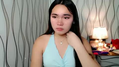 QUEENSY online show from October 27, 2025, 8:46 pm