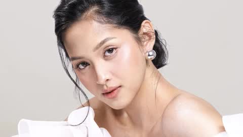 Veronica Lodge online show from November 23, 2025, 3:50 am