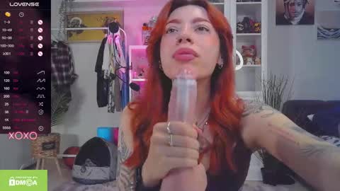 Olivia Kaufman online show from October 22, 2025, 8:25 am