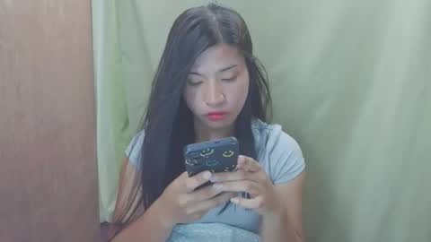 ur_sassy_ella27 online show from February 10, 2026, 3:38 pm