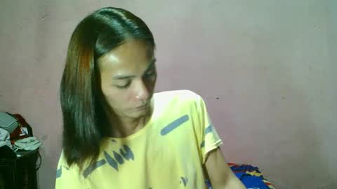 ur_sexybabe_ehra online show from February 4, 2026, 11:42 pm