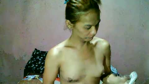ur_sexybabe_ehra online show from June 18, 2026, 6:57 am