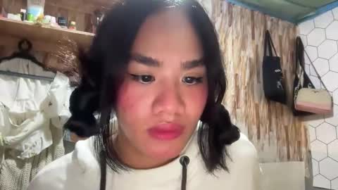 Snapshot of ur_sweet_atarah18 chatting on November 2, 2025, 2:03 am Atarah online show from November 2, 2025, 2:03 am