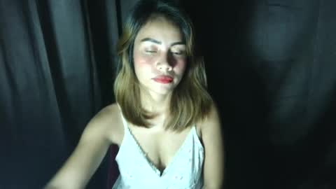 Snapshot of ur_sweetmika chatting on June 20, 2026, 7:38 pm ur_sweetmika online show from June 20, 2026, 7:38 pm
