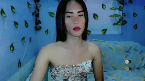 urasian_eya online show from February 21, 2025, 7:01 am