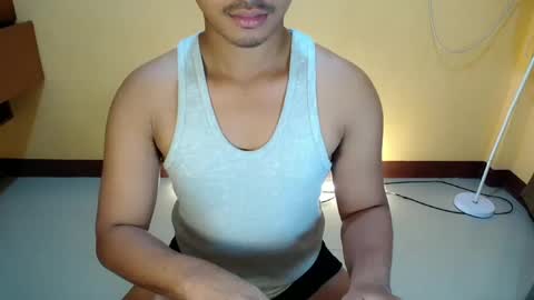 Snapshot of urasian_jpxx chatting on February 28, 2026, 1:01 pm JAMES online show from February 28, 2026, 1:01 pm