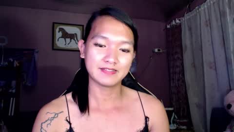 Snapshot of urasian_newra chatting on February 22, 2025, 8:42 pm NEWRA ALLISON online show from February 22, 2025, 8:42 pm