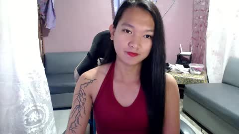 Snapshot of urasian_newra chatting on February 24, 2025, 12:16 pm NEWRA ALLISON online show from February 24, 2025, 12:16 pm