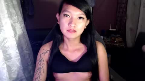 Snapshot of urasian_newra chatting on March 4, 2025, 5:34 pm NEWRA ALLISON online show from March 4, 2025, 5:34 pm