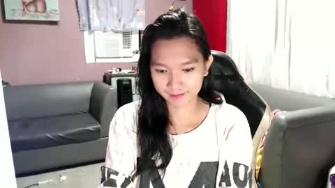 Snapshot of urasian_newra chatting on September 29, 2025, 1:55 am NEWRA ALLISON online show from September 29, 2025, 1:55 am