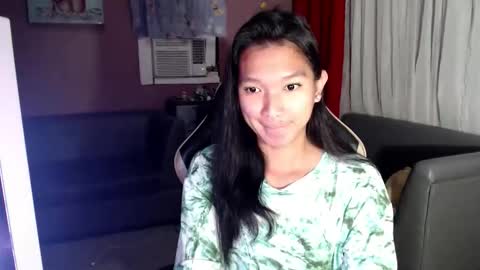 Snapshot of urasian_newra chatting on October 2, 2025, 5:42 pm NEWRA ALLISON online show from October 2, 2025, 5:42 pm