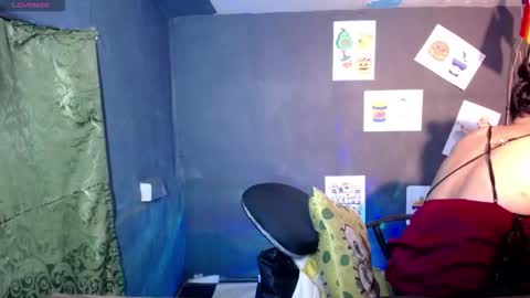 Snapshot of urasian_slut_yana chatting on October 14, 2025, 10:05 am yana online show from October 14, 2025, 10:05 am