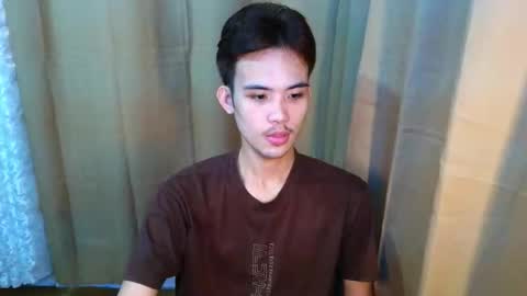 Snapshot of urasiancumboix2 chatting on May 21, 2026, 2:02 pm urasiancumboix2 online show from May 21, 2026, 2:02 pm