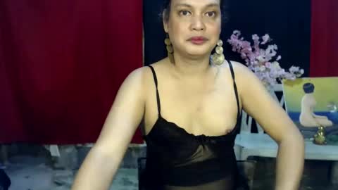 Snapshot of urasiandominaxx chatting on April 13, 2026, 6:08 am Diane online show from April 13, 2026, 6:08 am