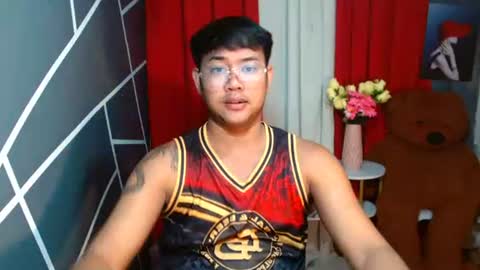 urasiankyler online show from June 28, 2026, 5:19 pm