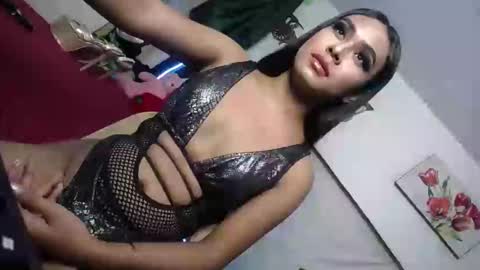 Pau online show from January 10, 2025, 4:54 am