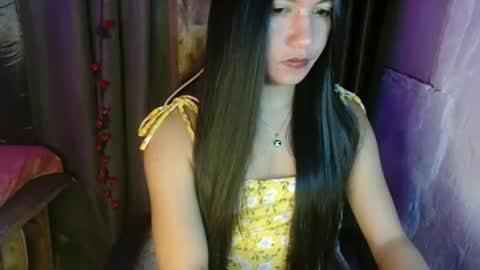 Elizabeth online show from December 9, 2024, 4:23 am